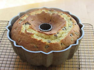 Toll house pound cake